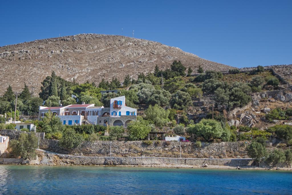 Hotel Emporio à Symi Extérieur photo