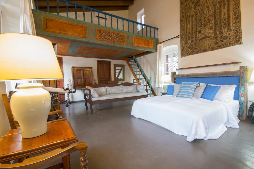 Hotel Emporio à Symi Extérieur photo
