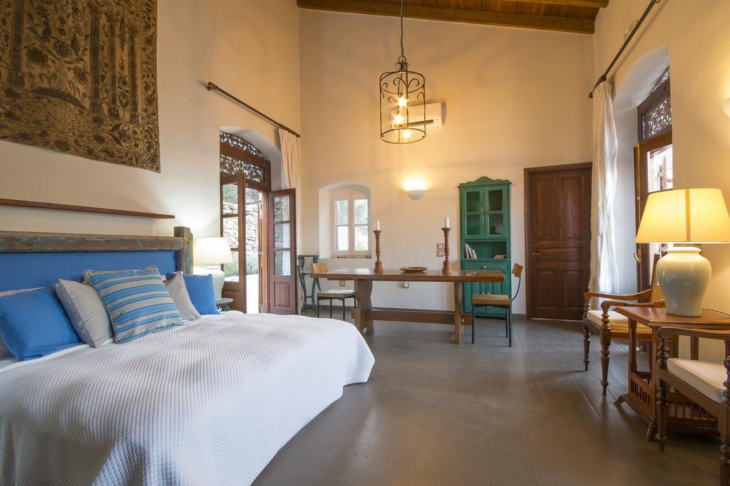 Hotel Emporio à Symi Extérieur photo
