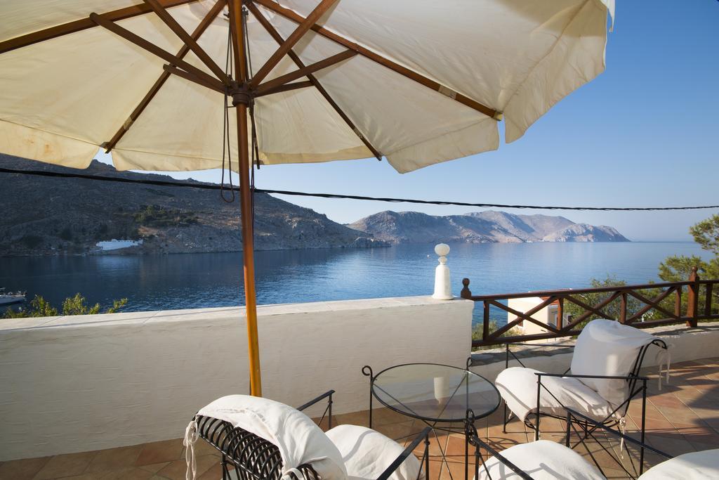 Hotel Emporio à Symi Extérieur photo