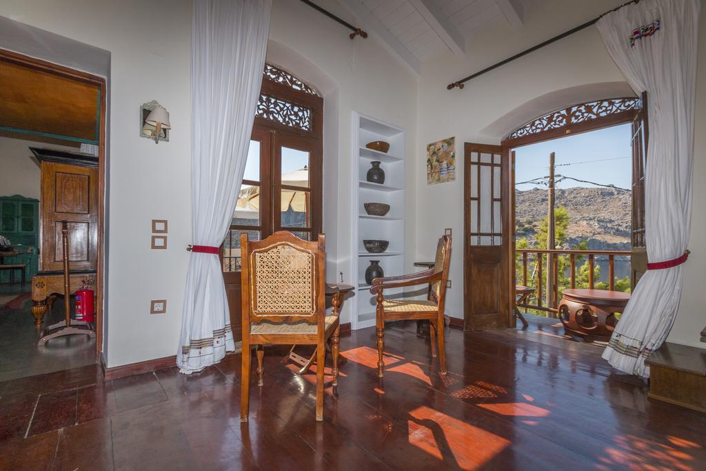 Hotel Emporio à Symi Extérieur photo