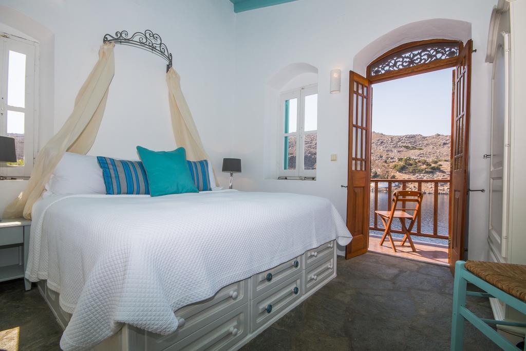 Hotel Emporio à Symi Extérieur photo